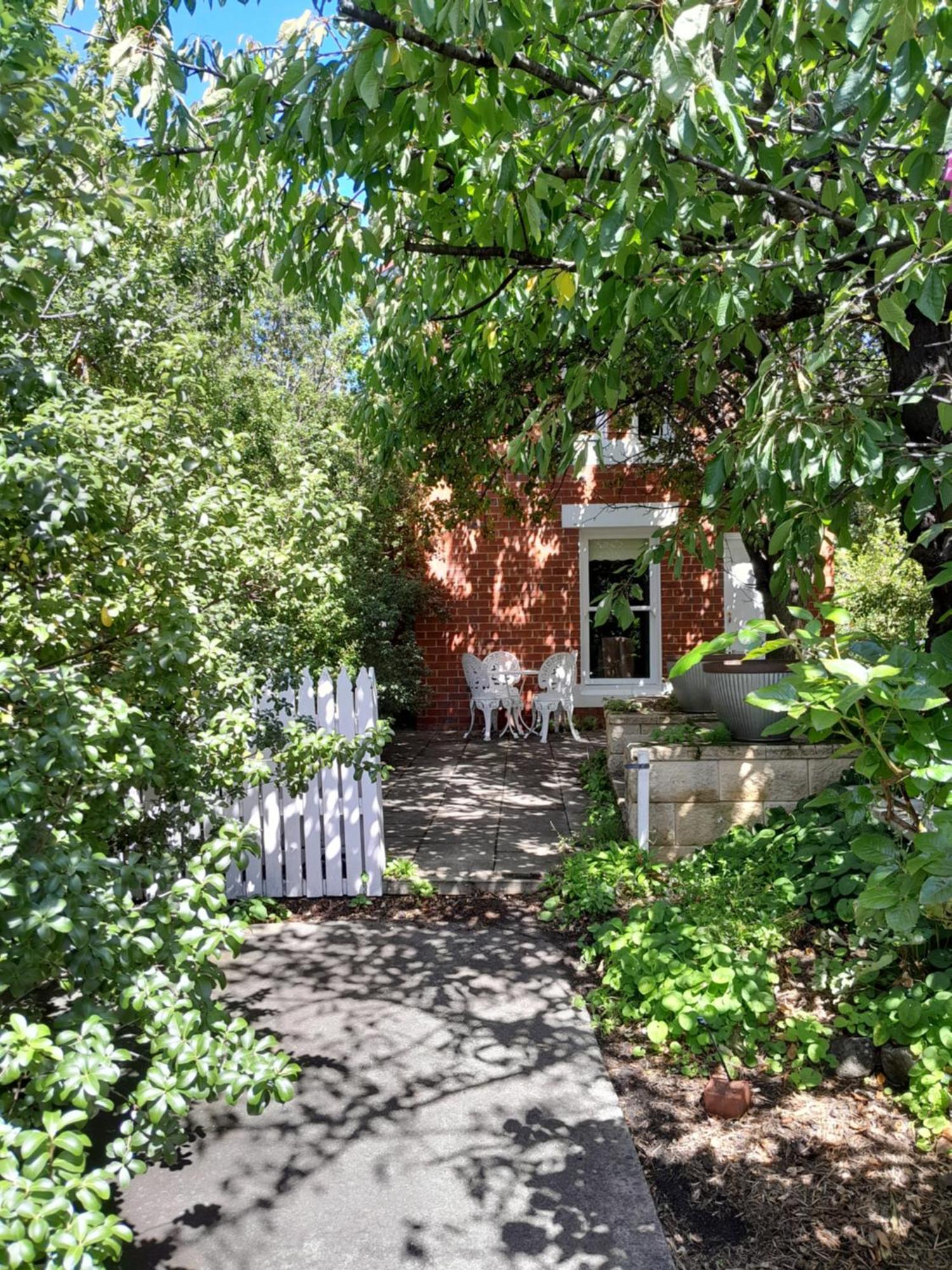 Annies Garden Cottage Гобарт Екстер'єр фото